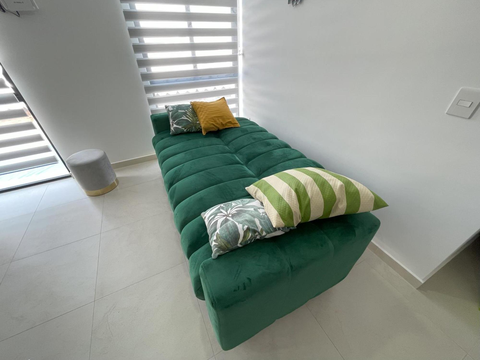 Depa Familiar Centrico Gdl Con Estacionamiento Apartment Гуадалахара Екстериор снимка