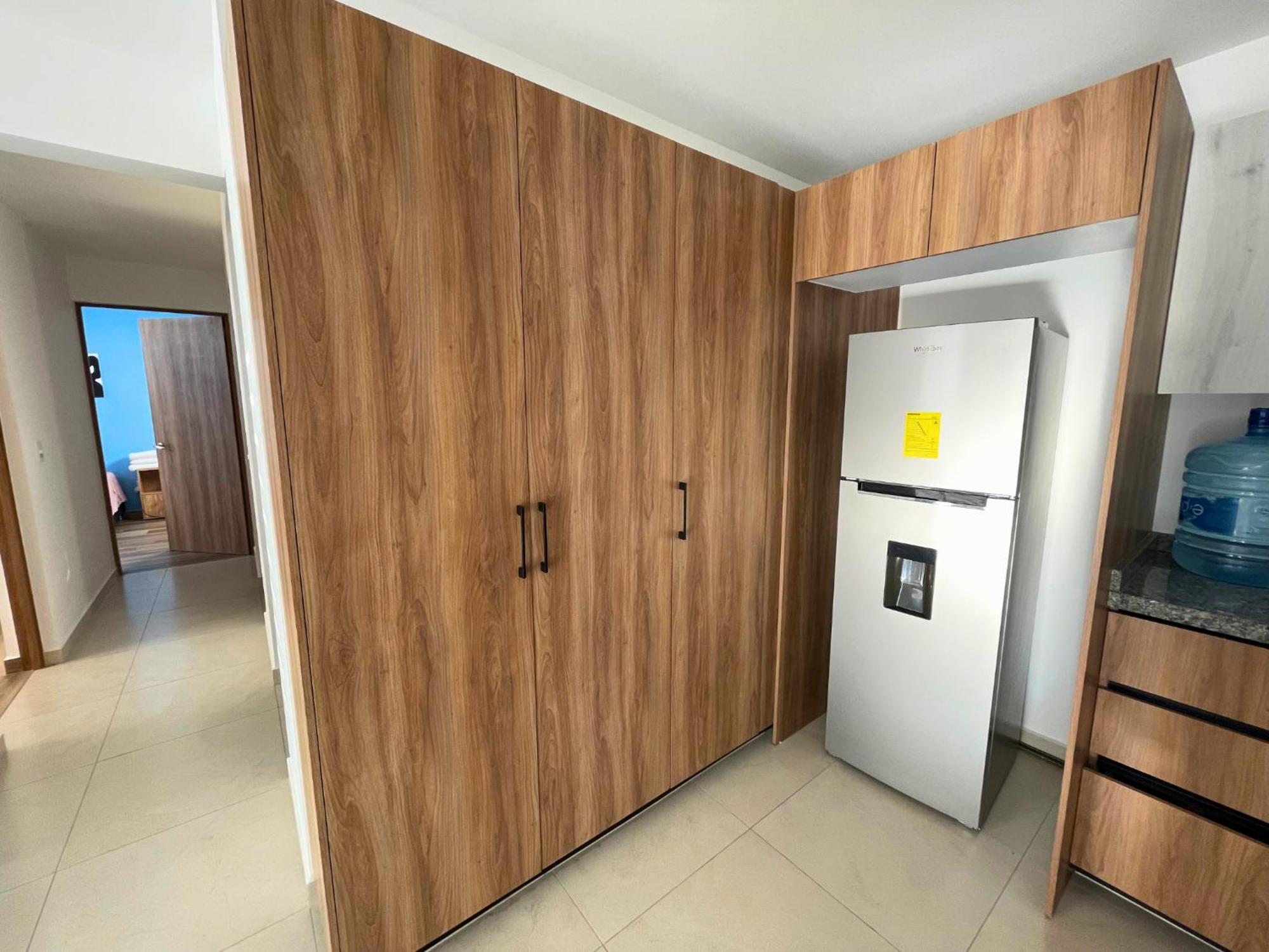 Depa Familiar Centrico Gdl Con Estacionamiento Apartment Гуадалахара Екстериор снимка